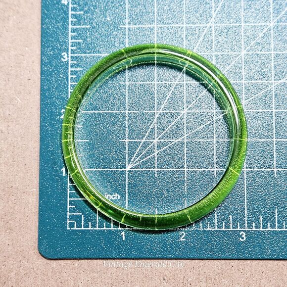 Emerald City Collection Bangles Set /3 Mixed Green Tones Bracelets Boho Acrylic - Picture 6 of 8